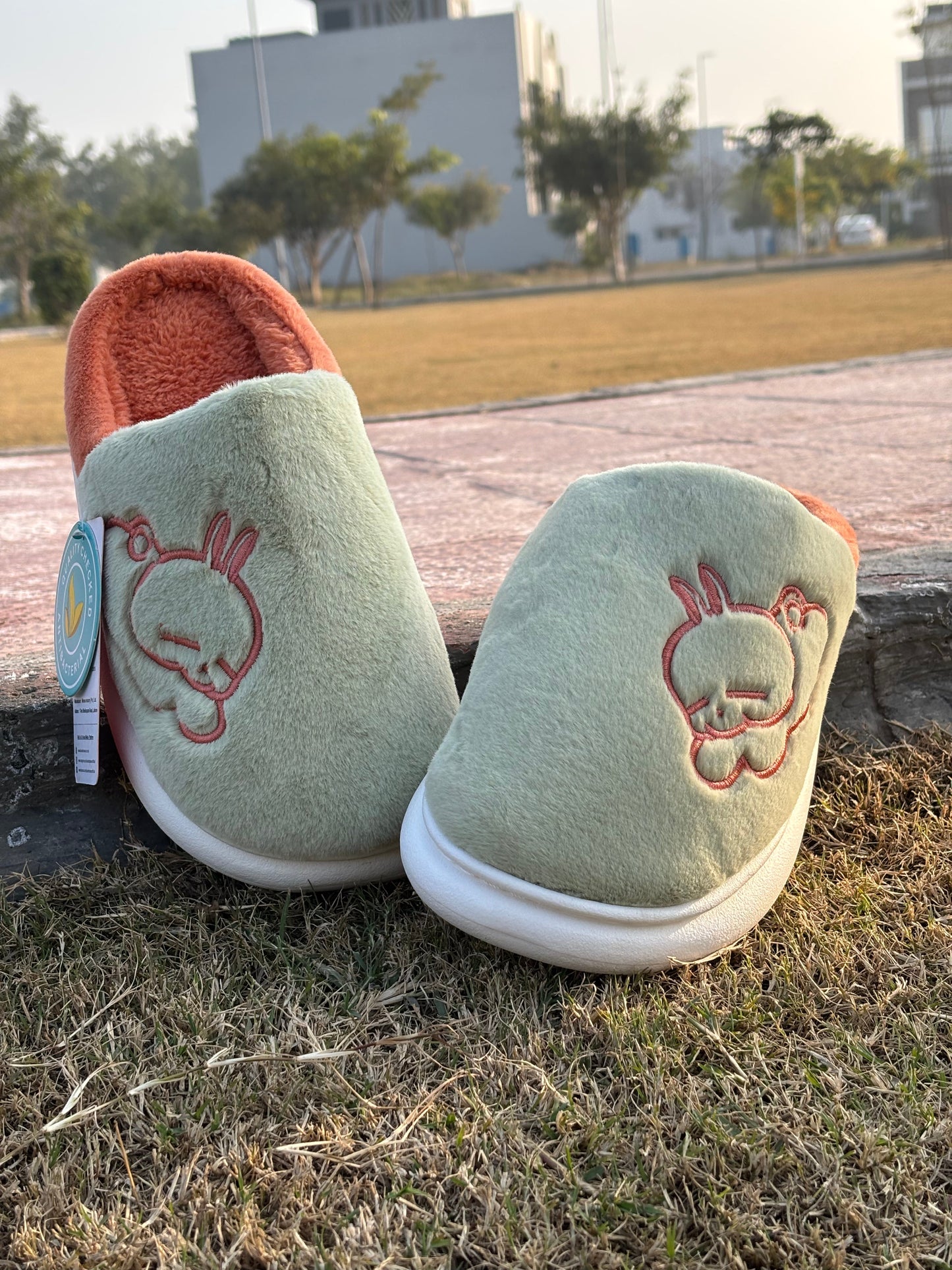 Comfy-Cozy Slippers - Comfykicks