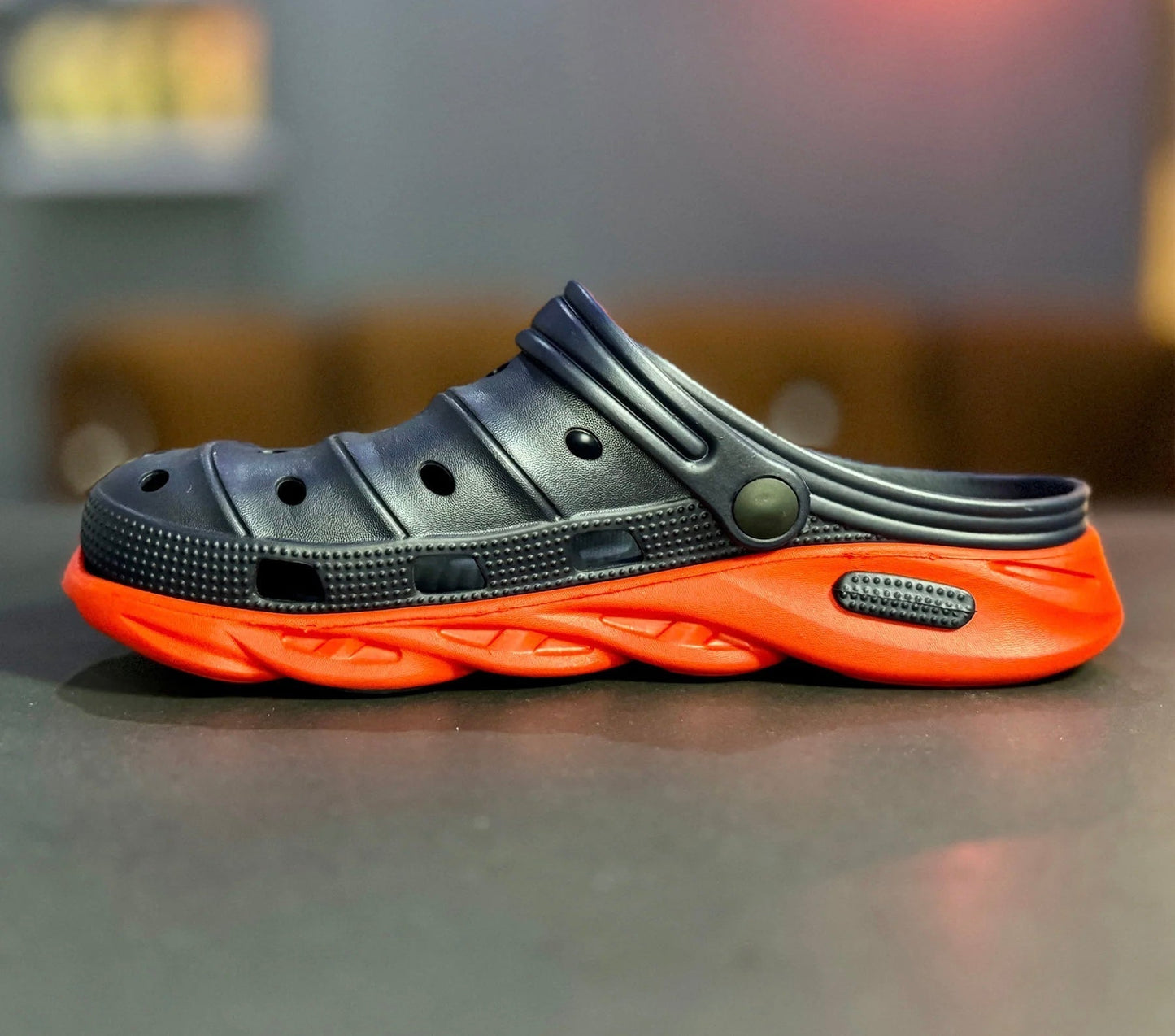 COMFYKICKS - Special Crocs