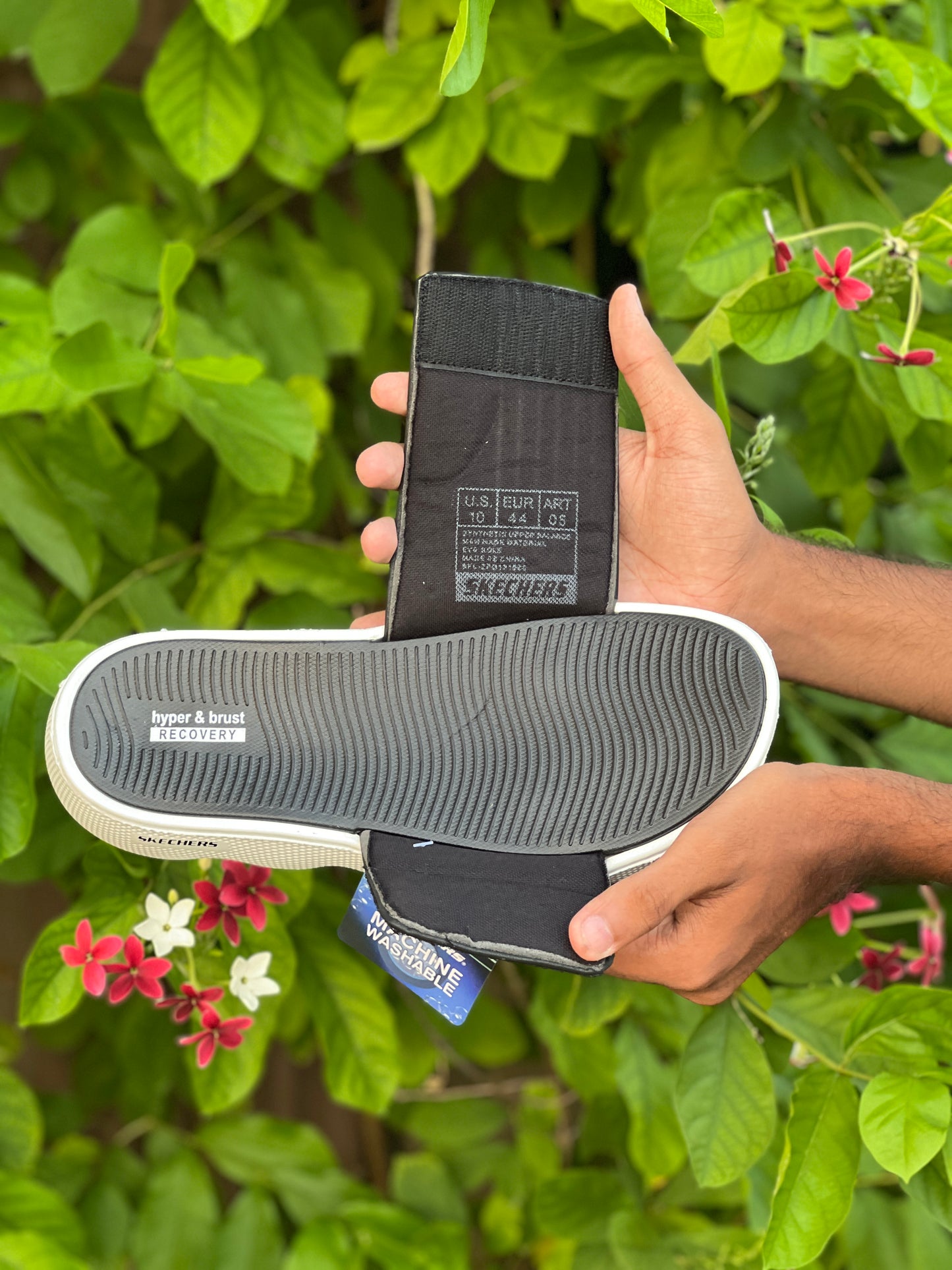 Skecher Crumble Slides - By Olee