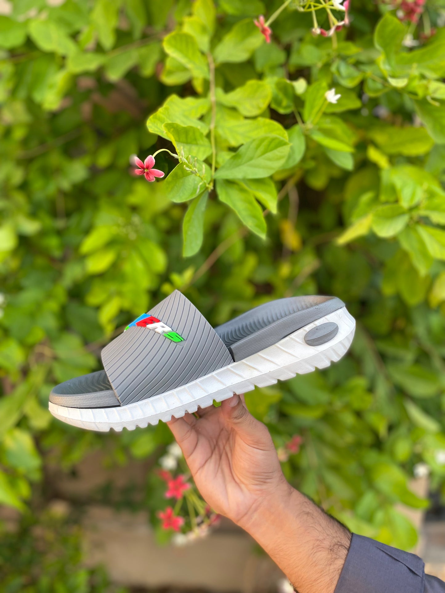 Skecher Aura Slides - By Zurban