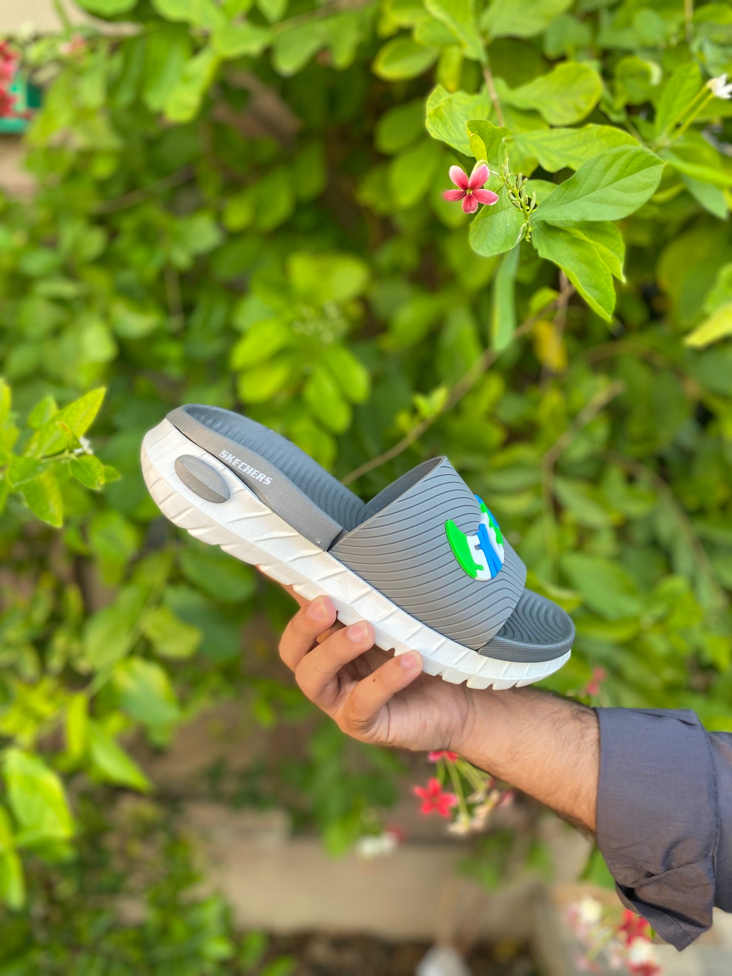 Skecher Aura Slides - By Zurban