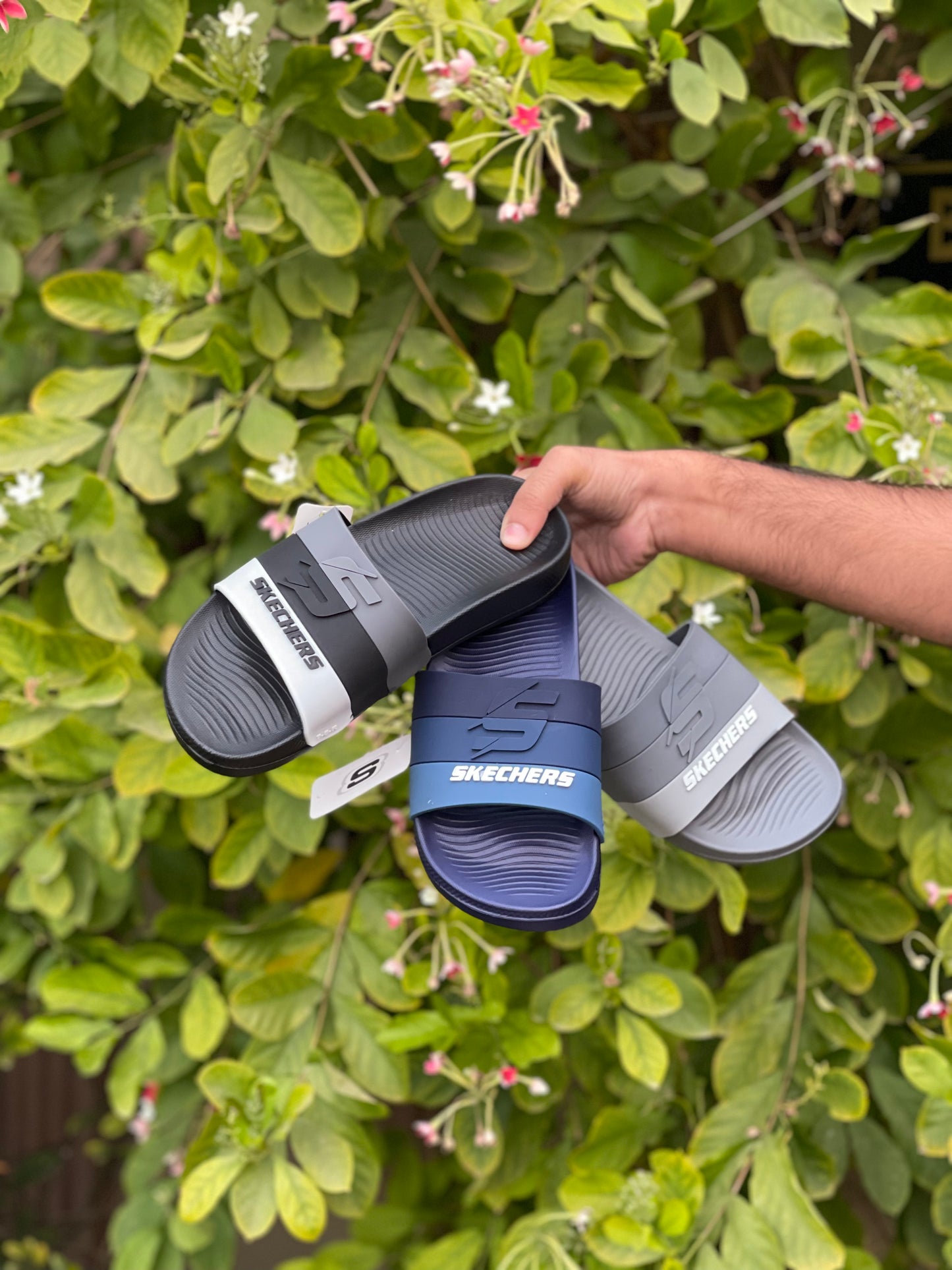 Skecher Zee Slides - By Olee