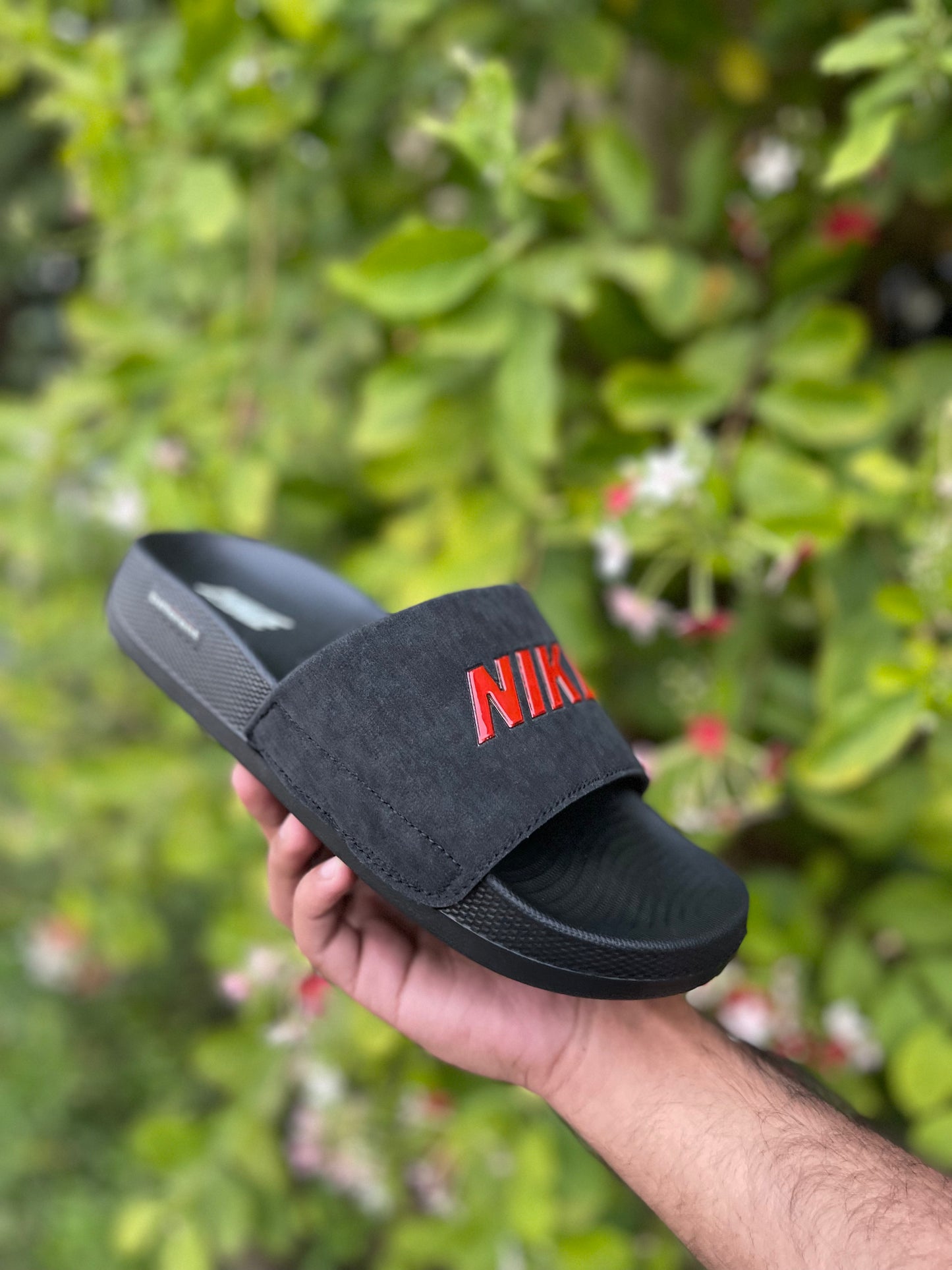 NIKE SLIDES | By Olee