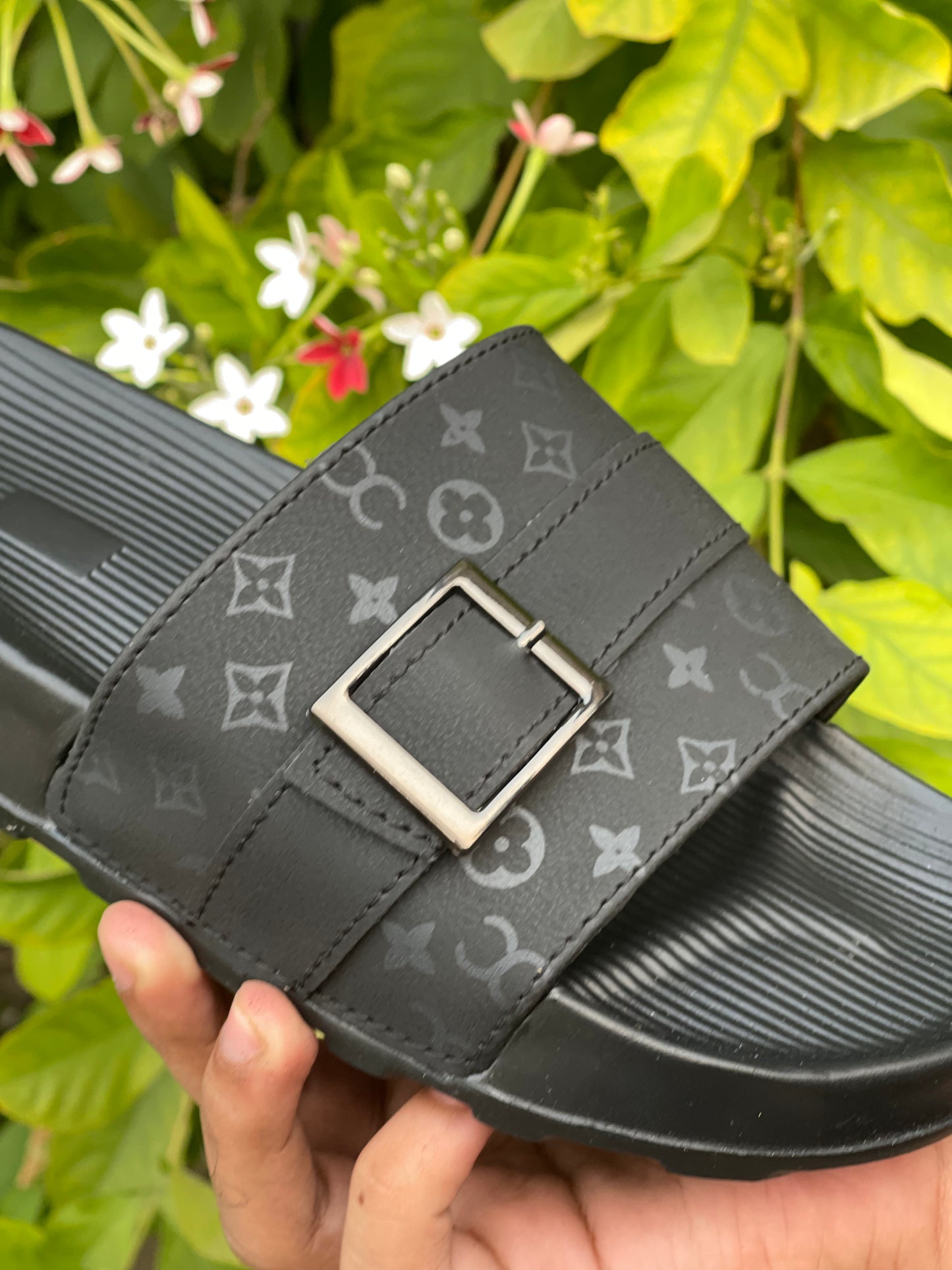 LV Premium Slides - By Olee