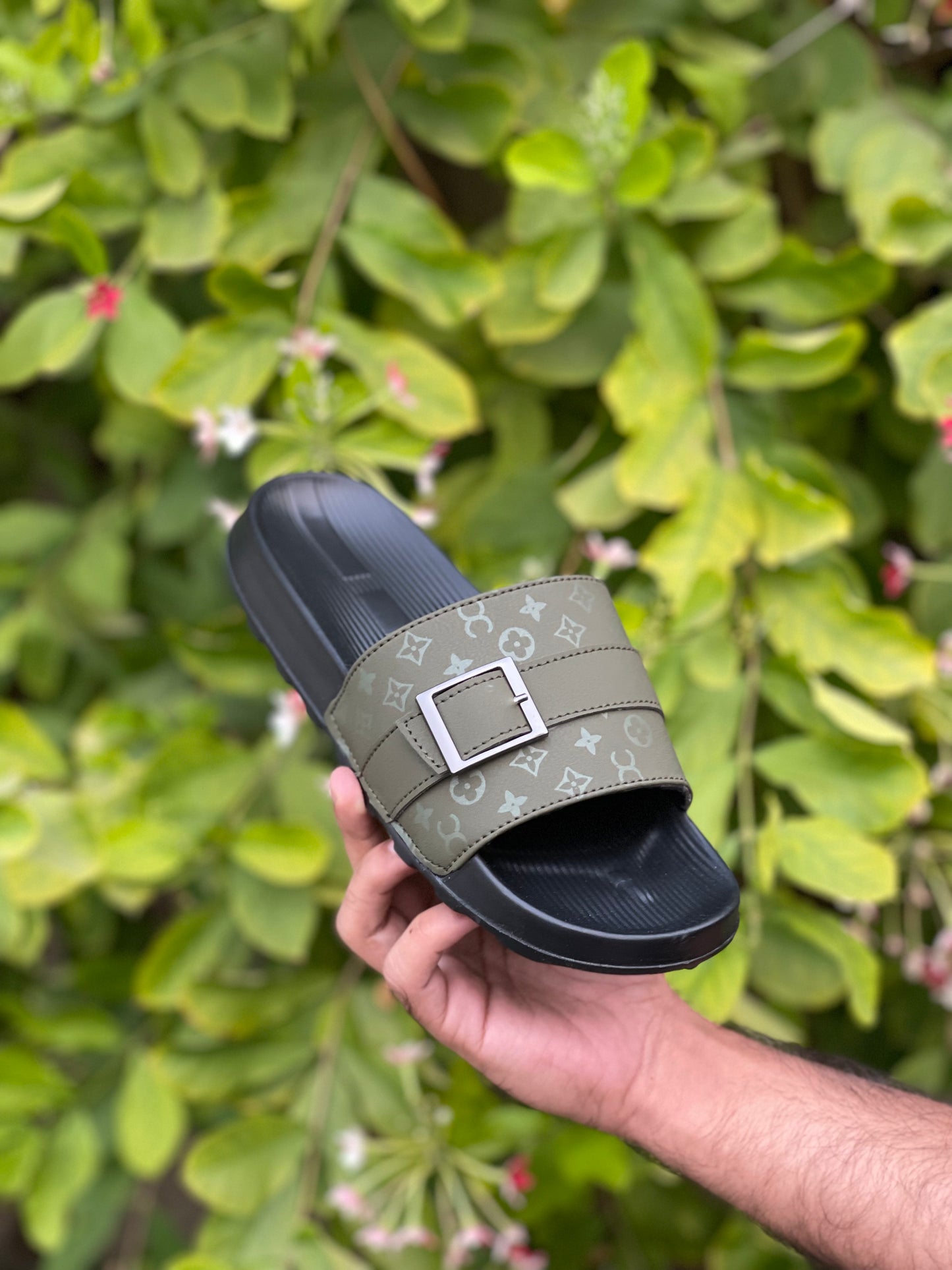 LV Premium Slides - By Olee