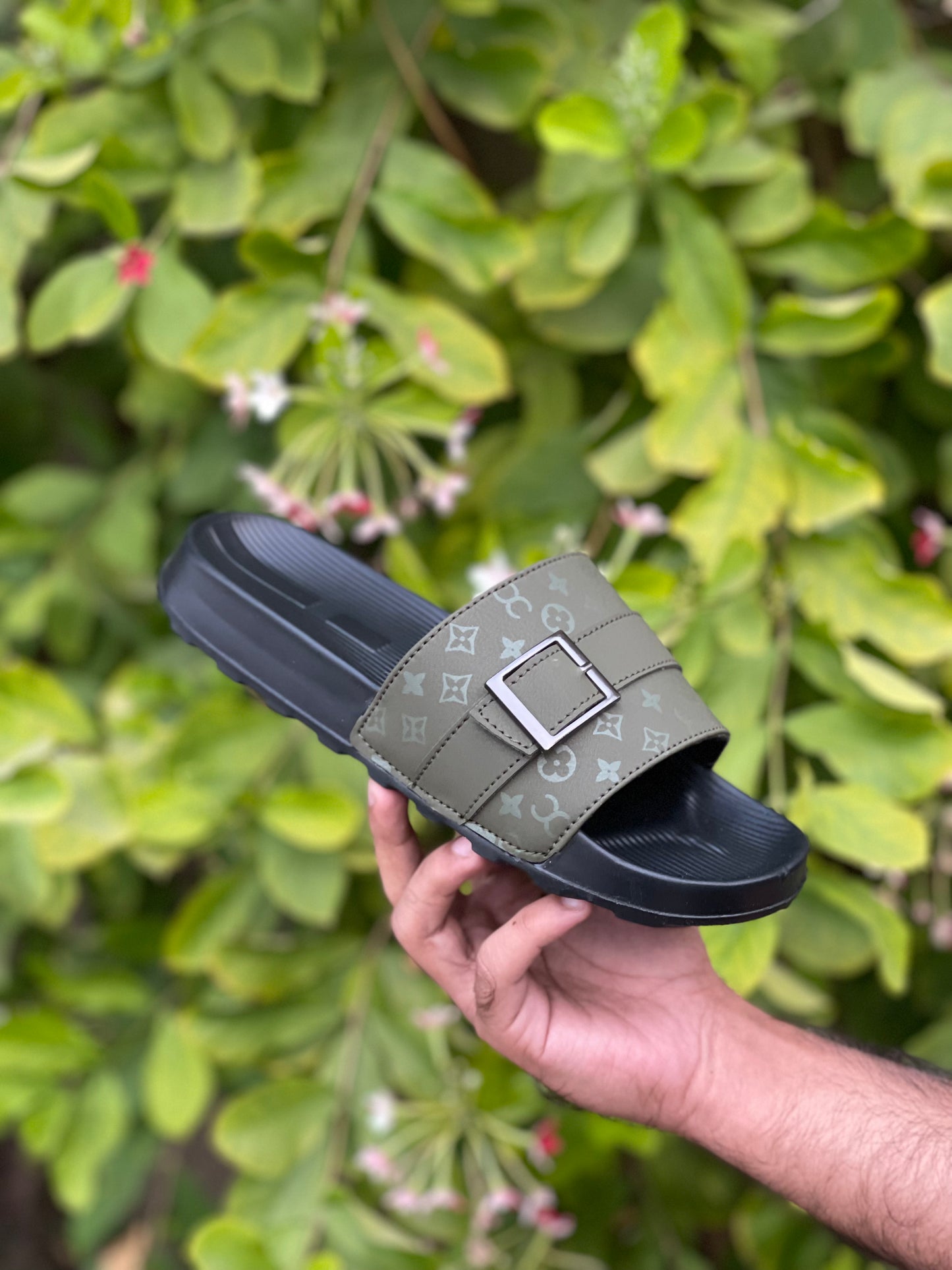 LV Premium Slides - By Olee