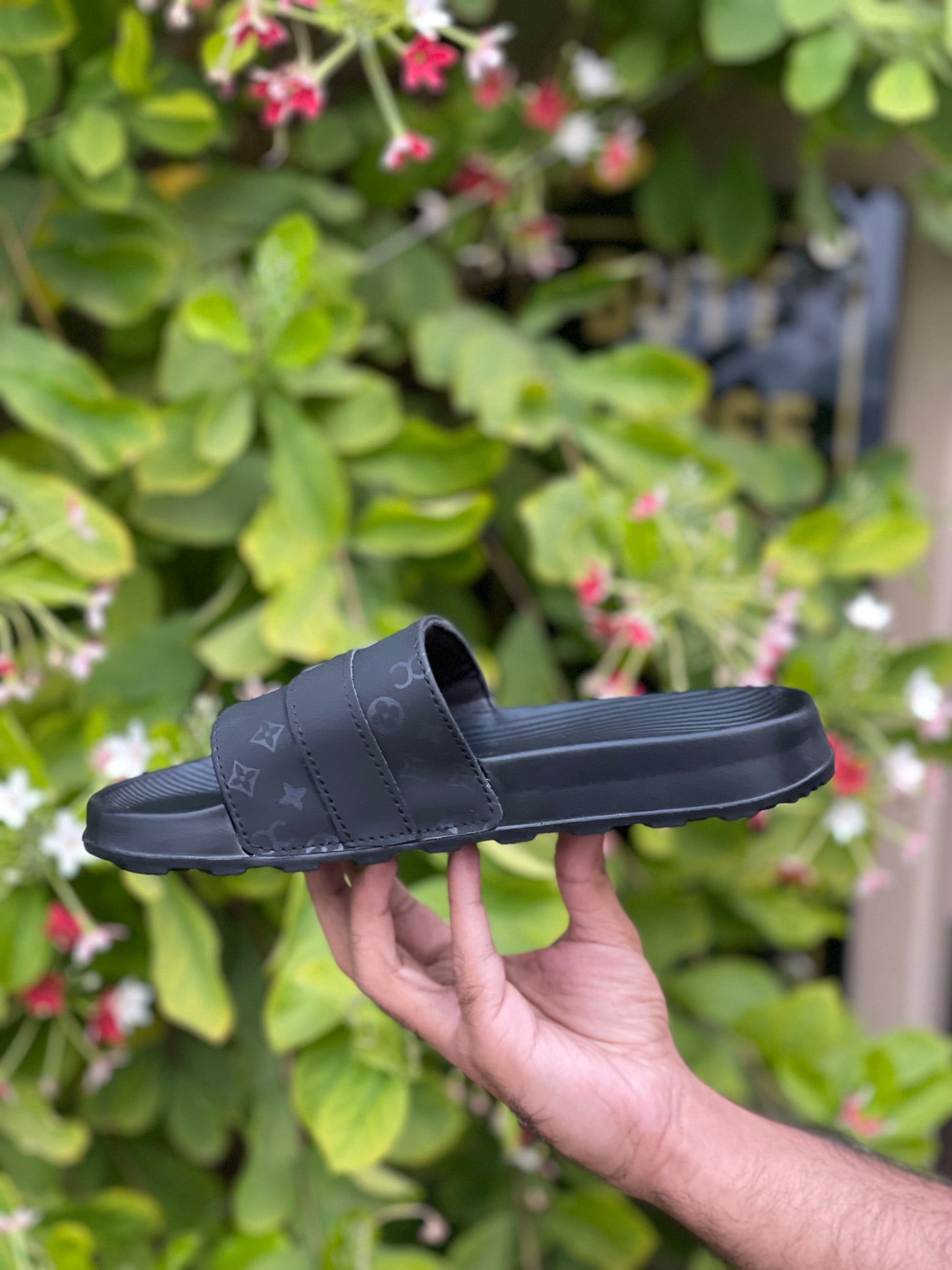 LV Premium Slides - By Olee
