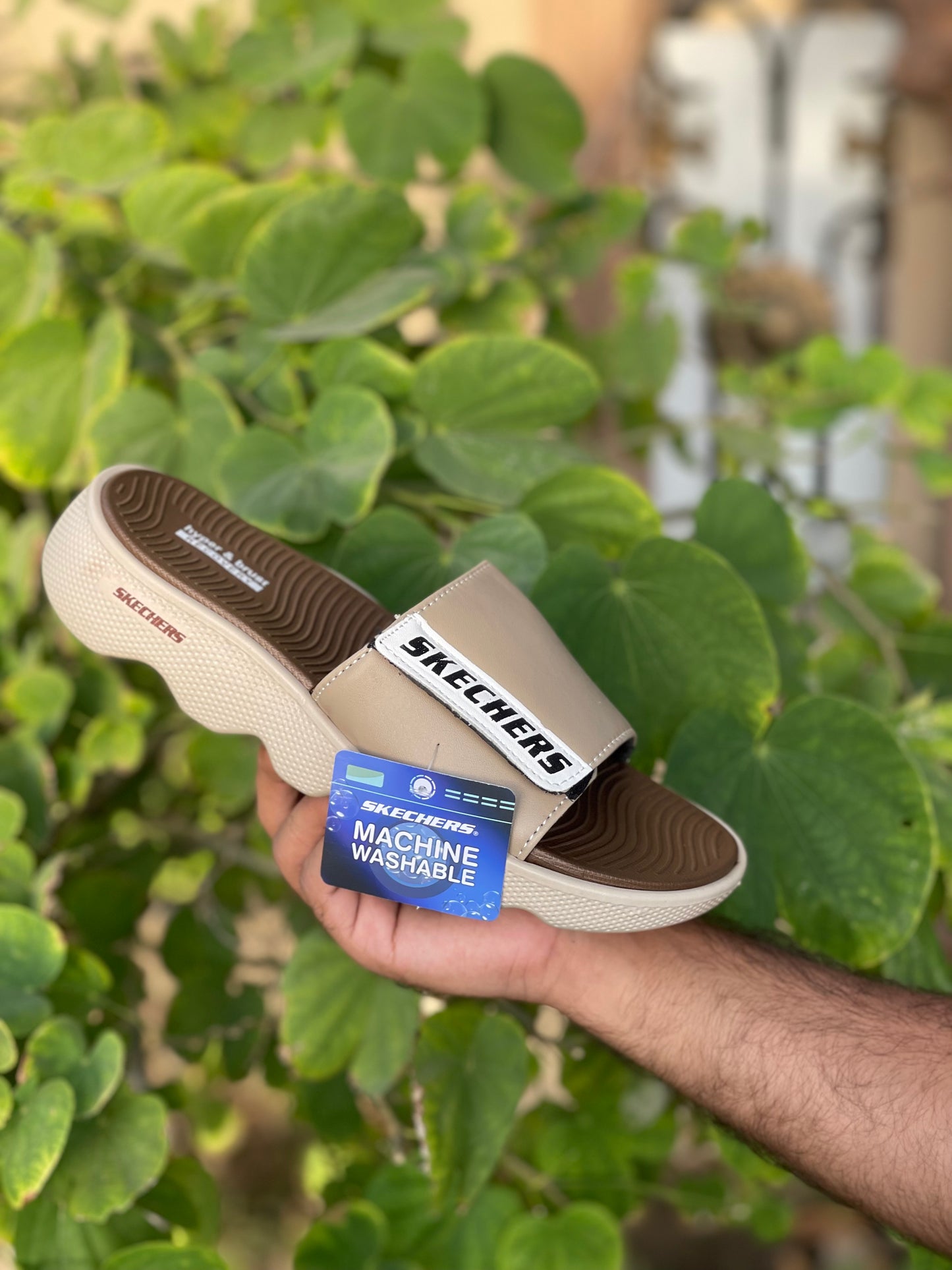 Skecher Wavy Slides - By Olee